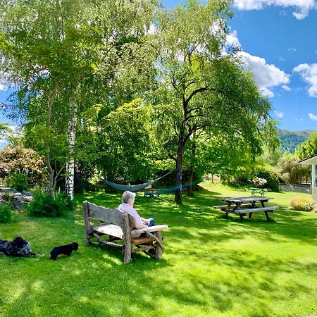 Tailor Made Tekapo Accommodation - Hostel-2